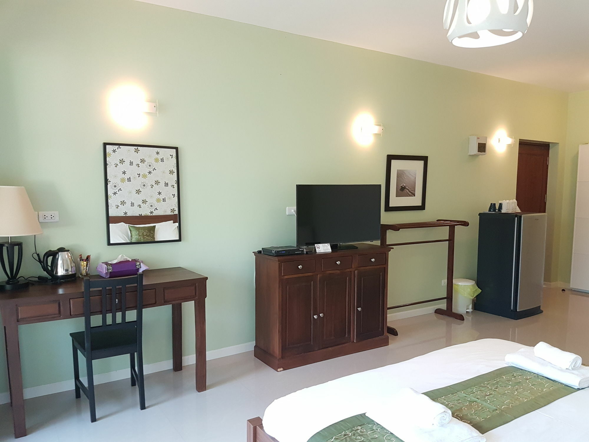 The Hillside Pranburi Resort Экстерьер фото